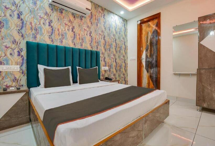 Hotel Super Collection O R Burj