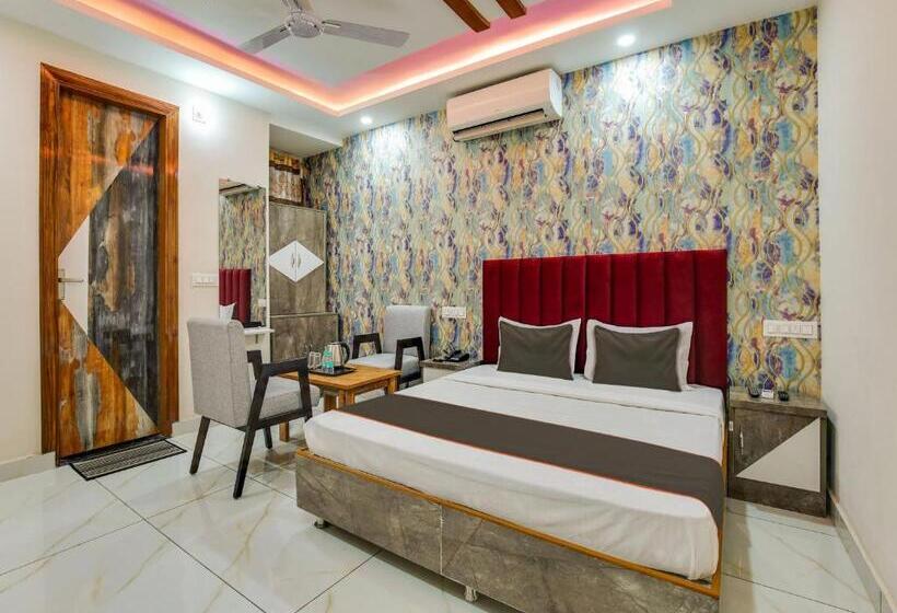 Hotel Super Collection O R Burj