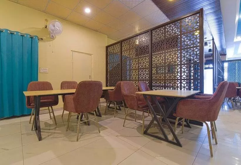 Fabhotel Gulab Heritage