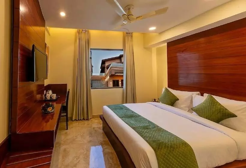 Five Elements Hotels Mertiya Residency