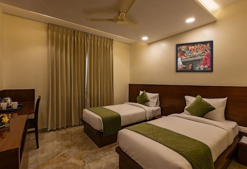 Five Elements Hotels Mertiya Residency