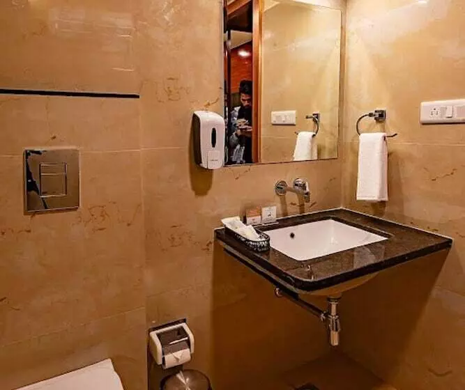 Five Elements Hotels Mertiya Residency