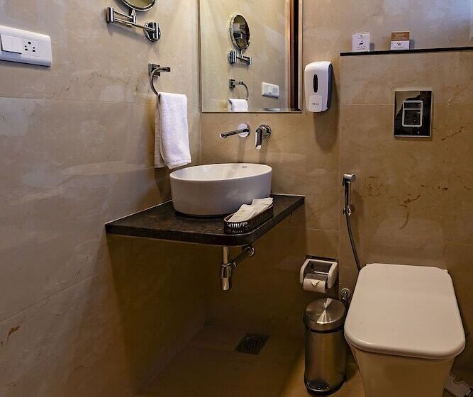 Five Elements Hotels Mertiya Residency