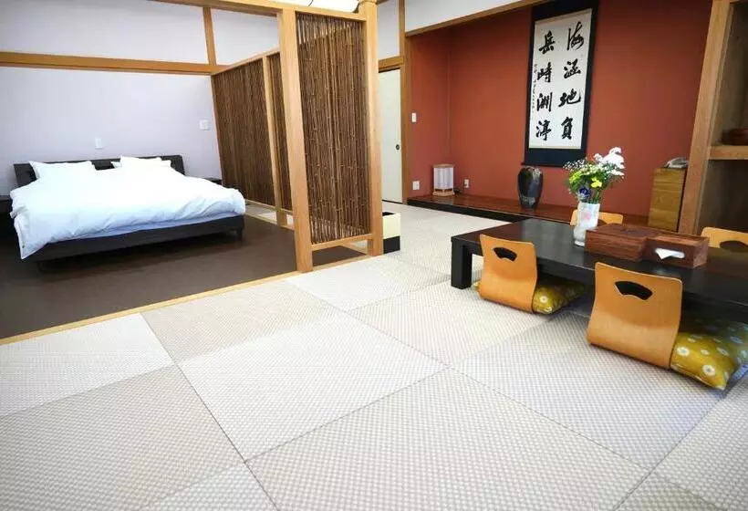 Hotelli 白浜・温泉リゾート海岳