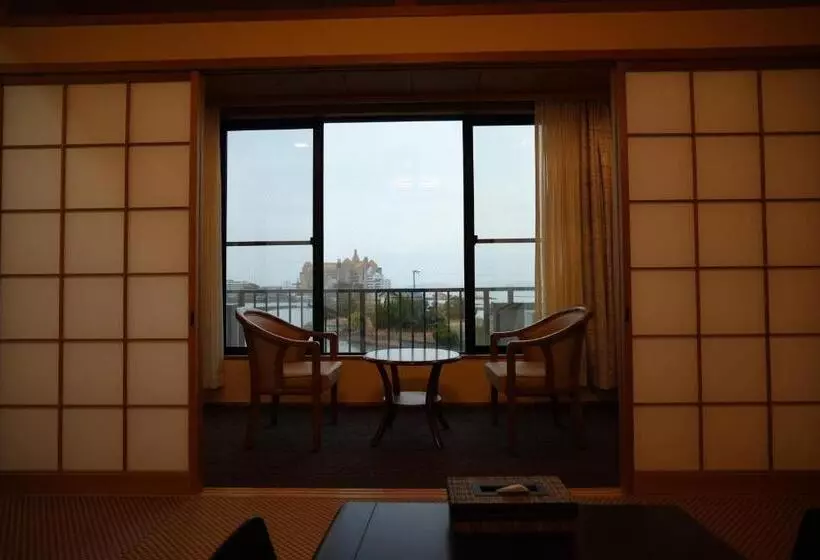 Hotelli 白浜・温泉リゾート海岳