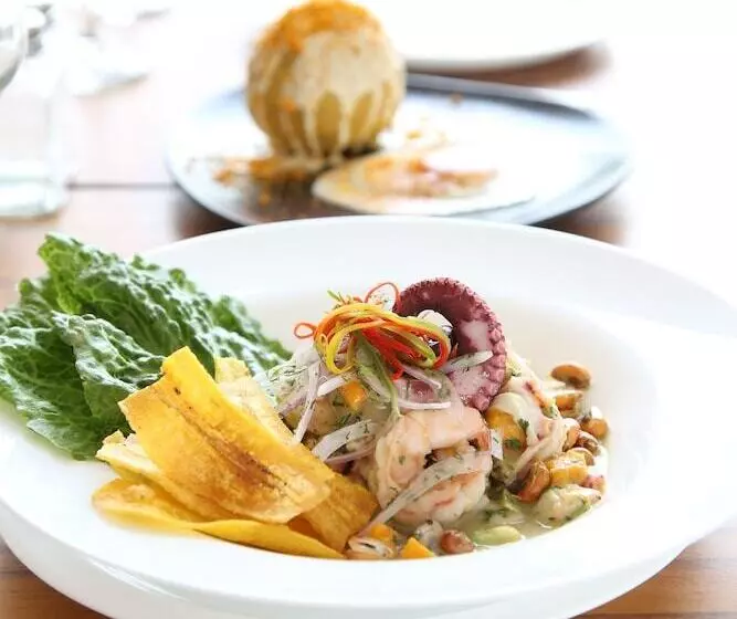 Hotelli Presidente Beach Playas