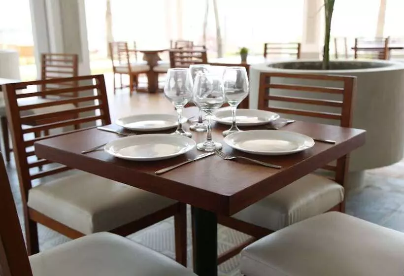 Hotelli Presidente Beach Playas