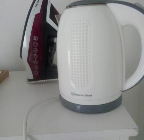 פנסיון Lake Acres Guest House