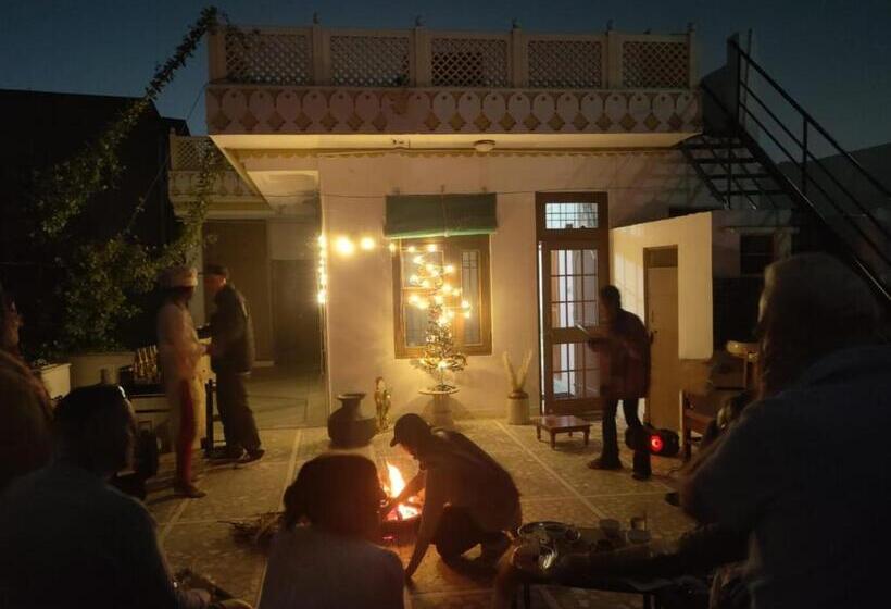 פנסיון Nirvan Ika