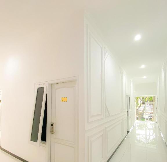 פנסיון Nooris Inn Guest House