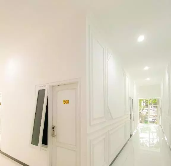 Majatalo Nooris Inn Guest House