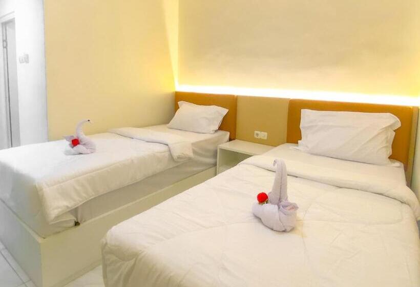 פנסיון Nooris Inn Guest House