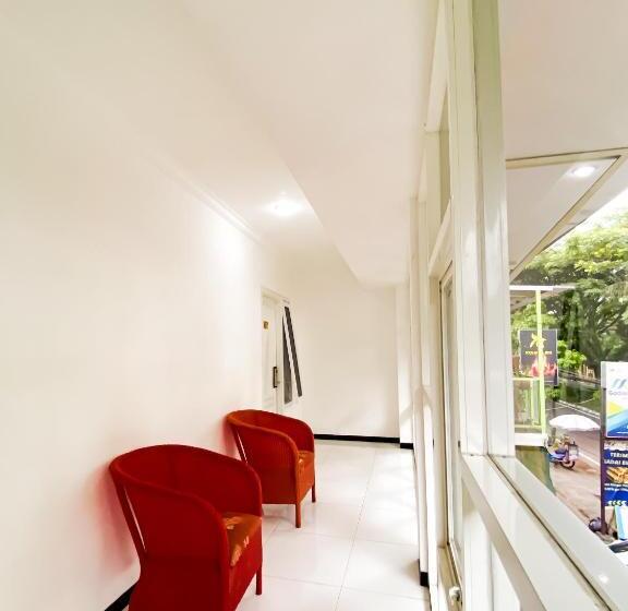 פנסיון Nooris Inn Guest House