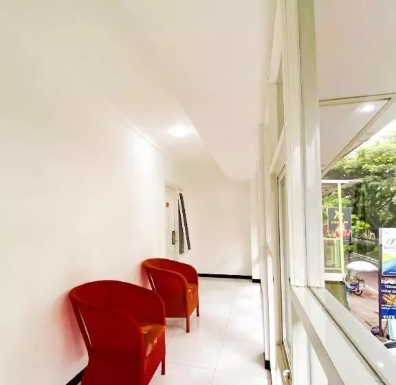 Majatalo Nooris Inn Guest House