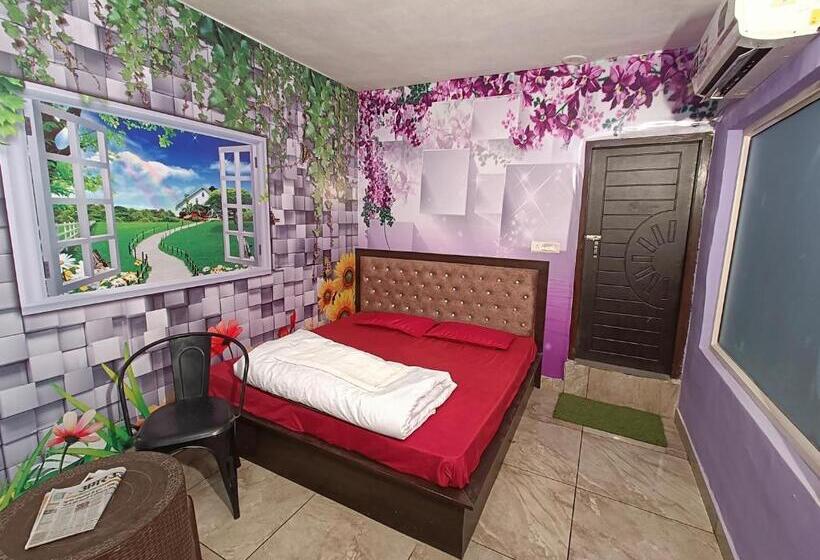 Pensionat Sanyam Homestay