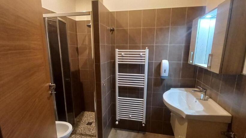 פנסיון Welcome Ca  Ad Scarplen