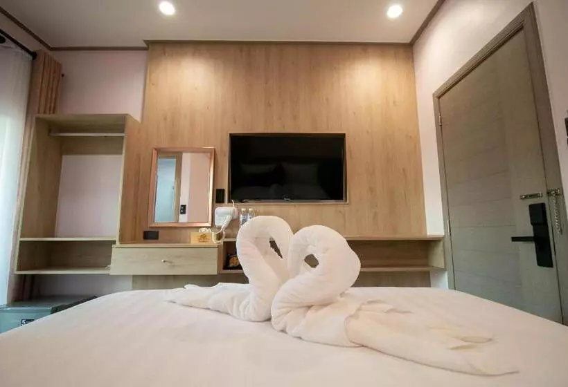 Ratana Boutique Resort   Mae Phim