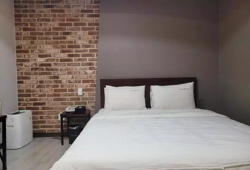 Romio Motel