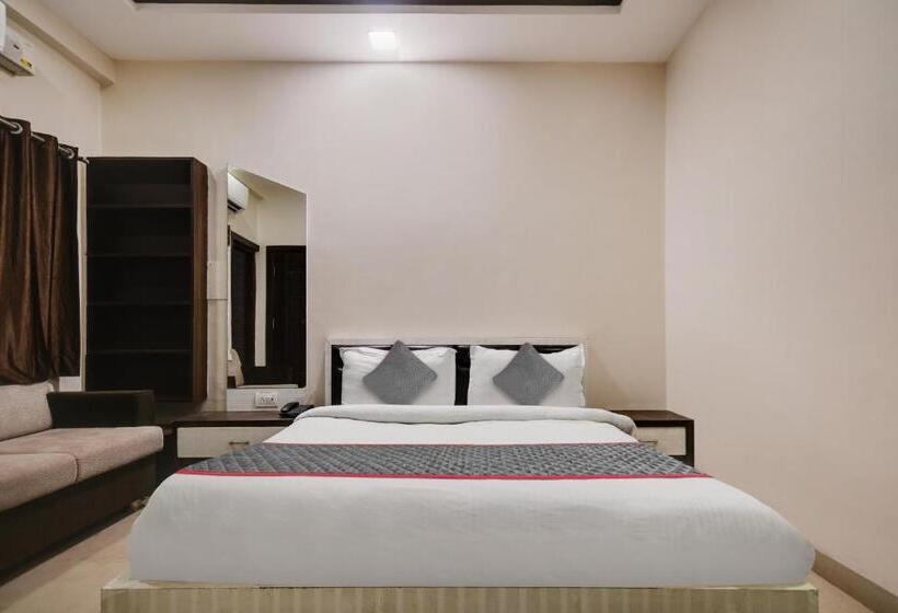 酒店 Super Townhouse Prime Stay