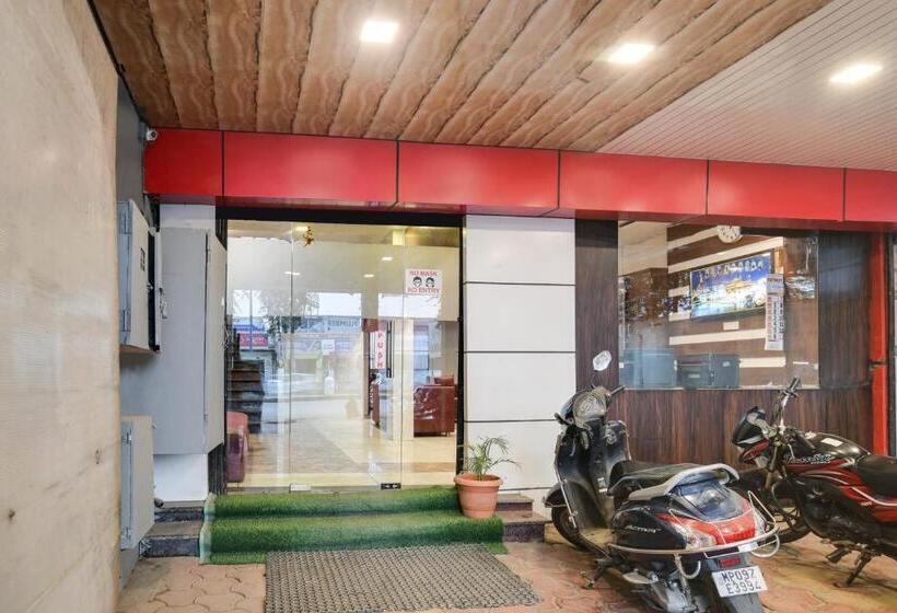 酒店 Super Townhouse Prime Stay