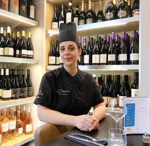 Общежитие Auberge De Mourjou