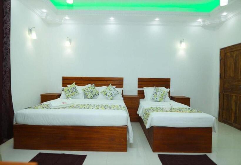 فندق صغير Blooming