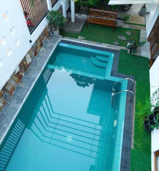 فندق صغير Blooming