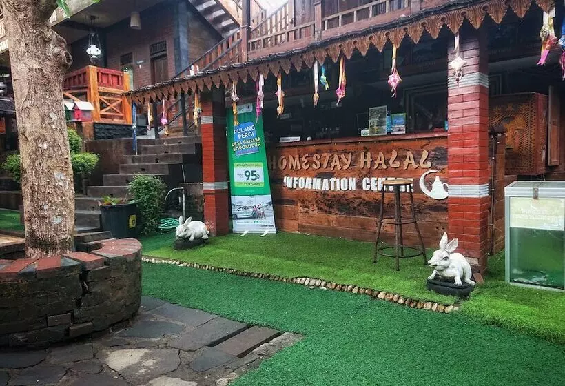 ユースホステル Homestay Syariah Desa Bahasa