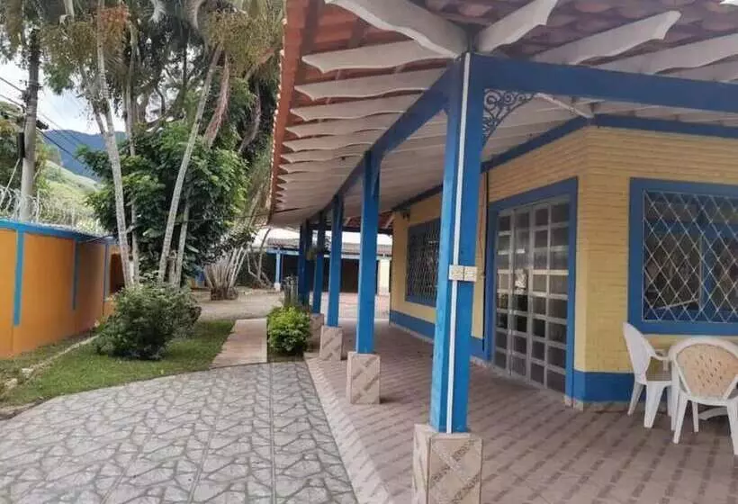 ユースホステル Pousada Praiamar