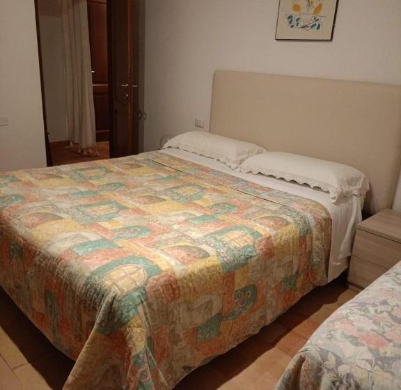 تختخواب و صبحانه Il Gelsomino