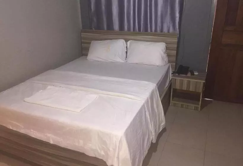 Clinclia Hotel2