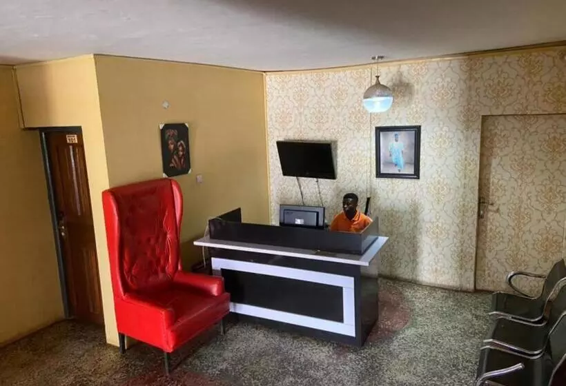 Clinclia Hotel2