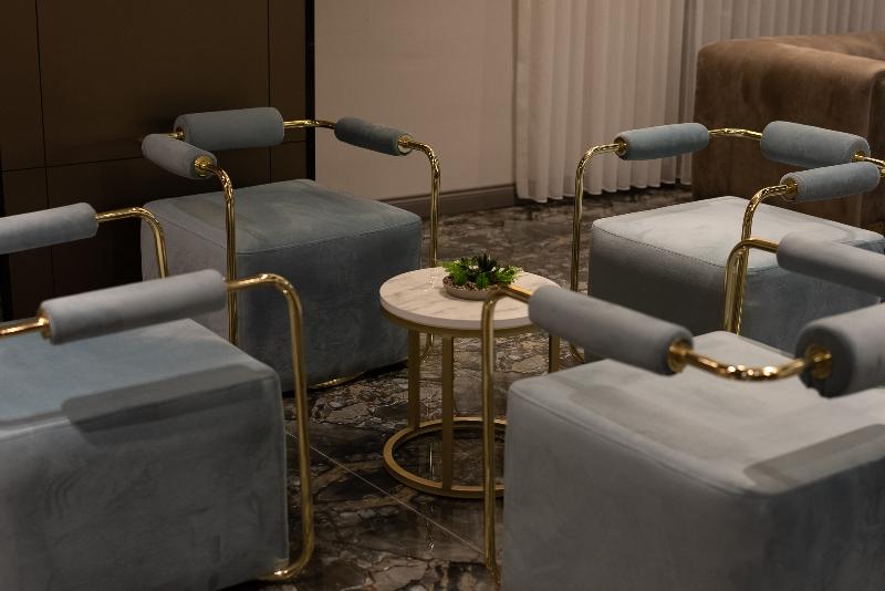 Golden River Hotel By Continent