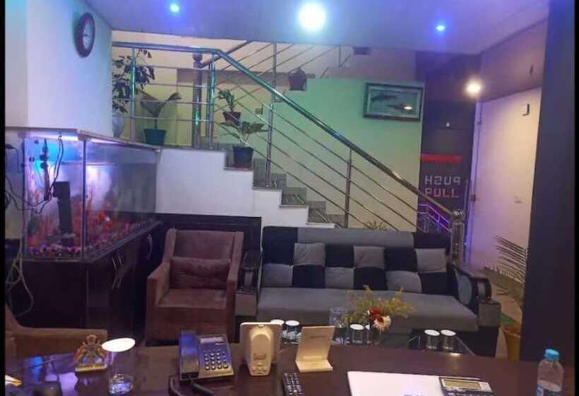 酒店 Candle Wood , Shimla