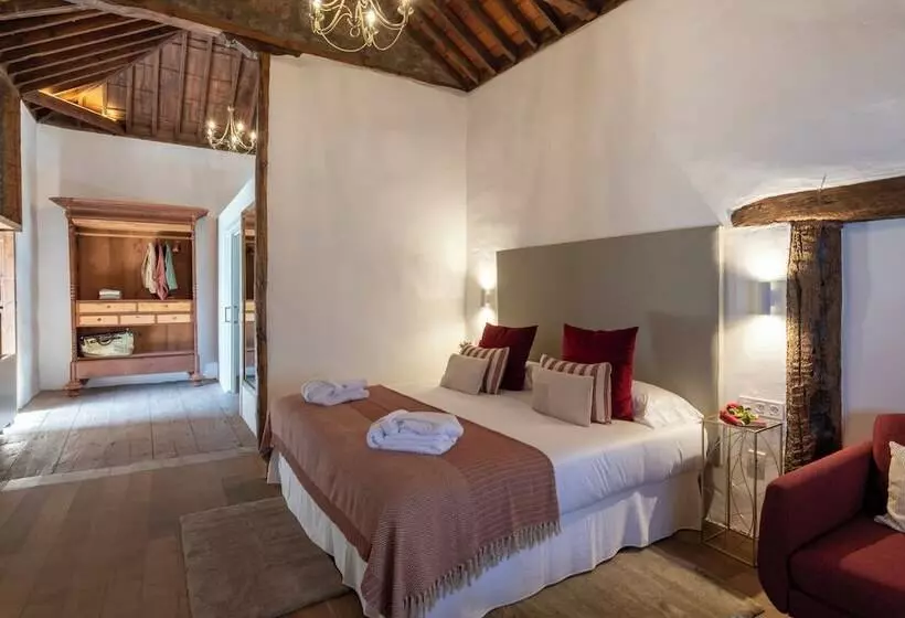 Hotelli Emblemático La Casa De La Camelia