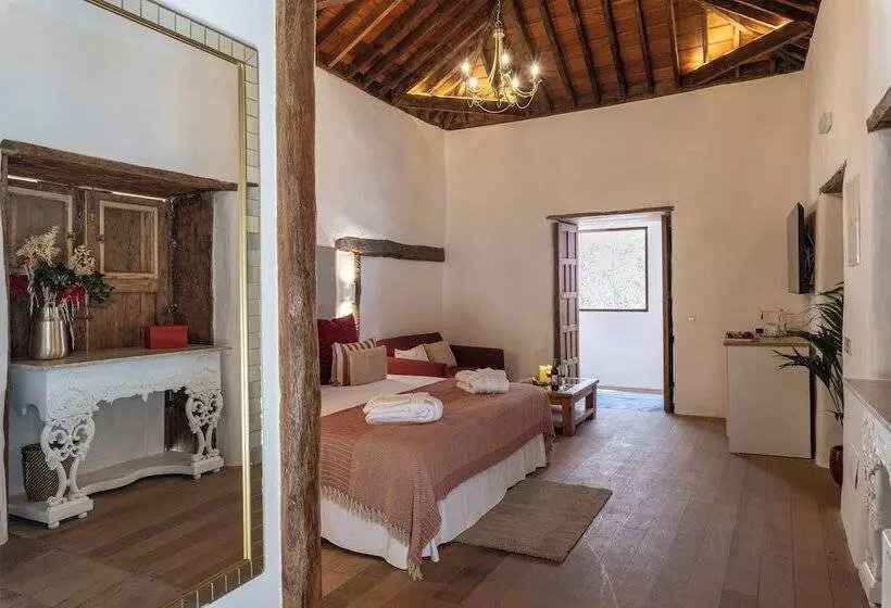 Hotelli Emblemático La Casa De La Camelia