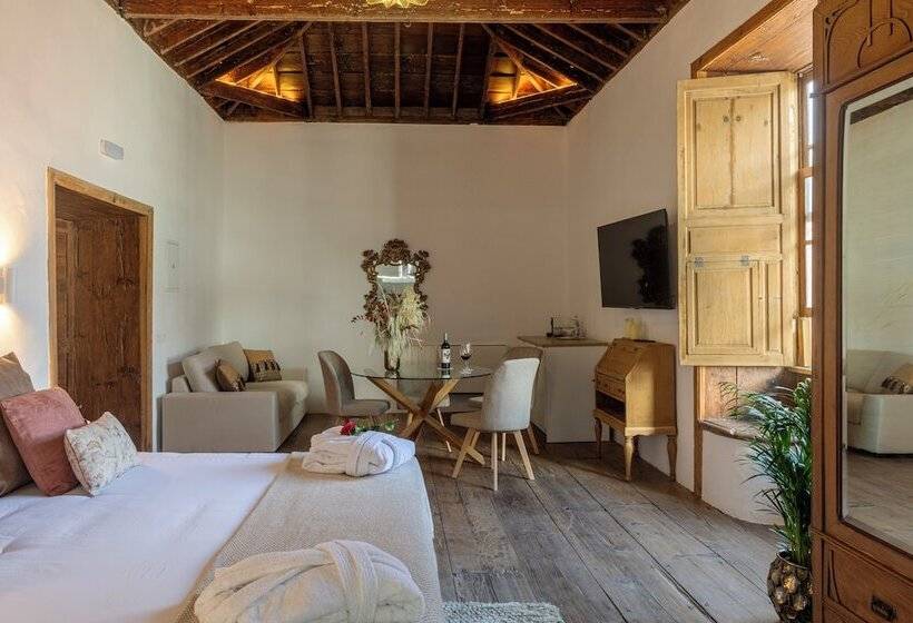 هتل Emblemático La Casa De La Camelia