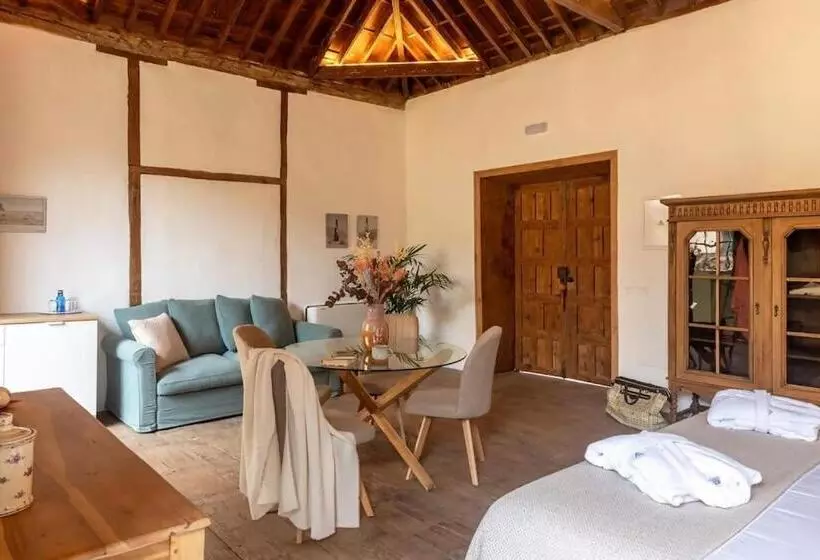 Hotelli Emblemático La Casa De La Camelia