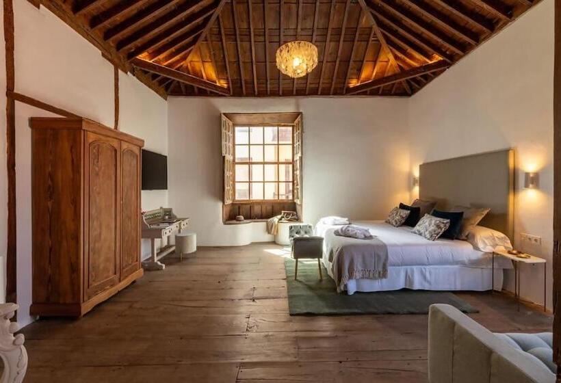 هتل Emblemático La Casa De La Camelia