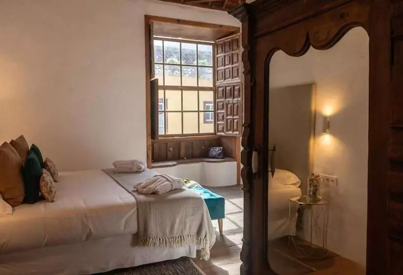 Hotelli Emblemático La Casa De La Camelia