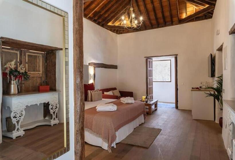 هتل Emblemático La Casa De La Camelia