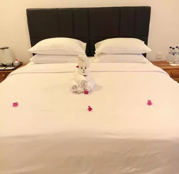 ホテル Pohon Purba Resort & Restaurant