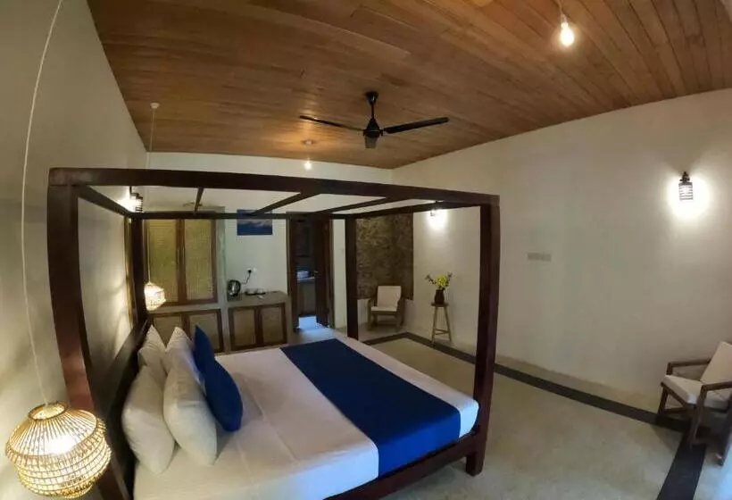 ホテル Sea Breeze Villa Ahangama