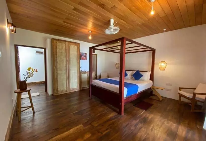 ホテル Sea Breeze Villa Ahangama