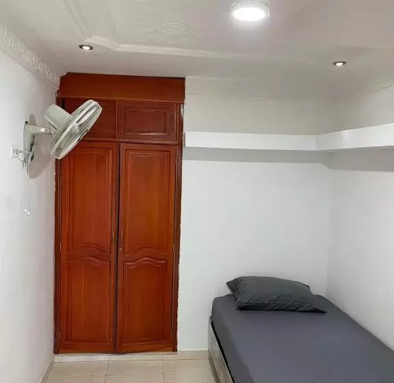 پانسیون Hostal Casa Blanca