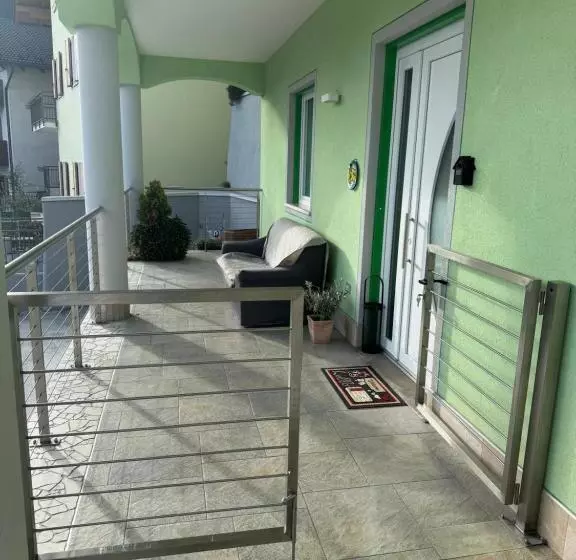 ペンション Villa Zoe   Suite Con Sauna