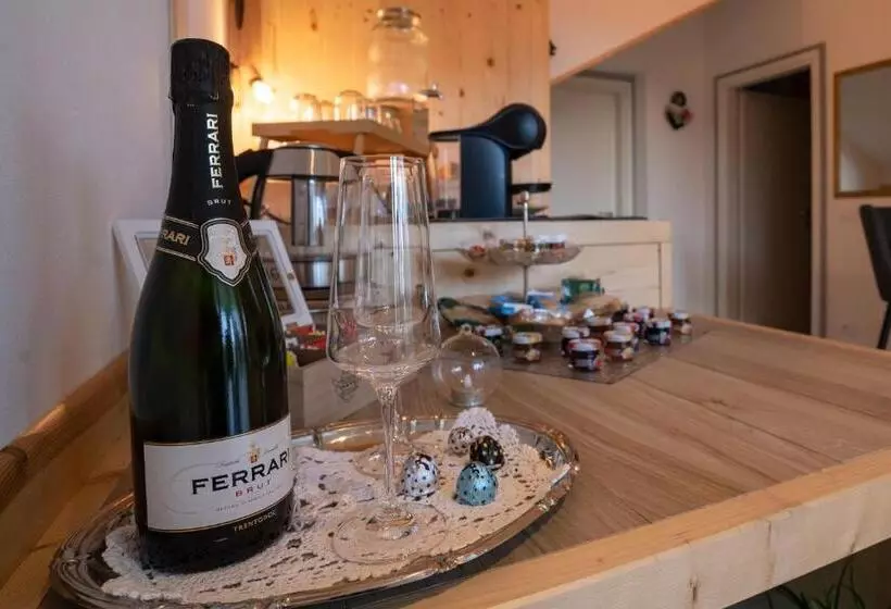 ペンション Villa Zoe   Suite Con Sauna