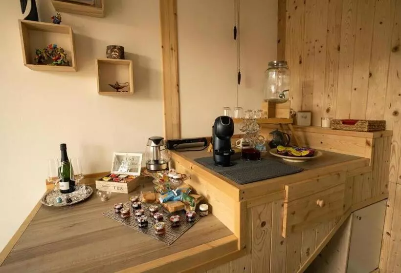 ペンション Villa Zoe   Suite Con Sauna