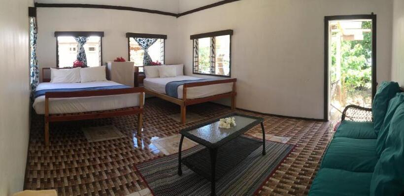 אתר נופש Yawekata Eco Still Bluewater Lodge