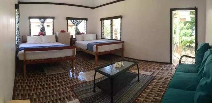 Lomakeskus Yawekata Eco Still Bluewater Lodge